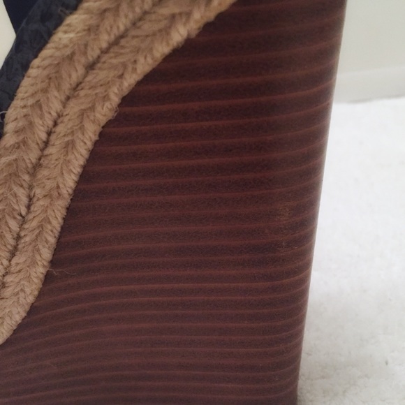 Badgley Mischka suede espadrille slingback wedges - Picture 6 of 8